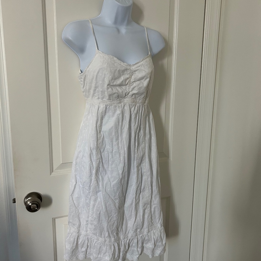 Oh Baby by Motherhood  -White Dress size Small